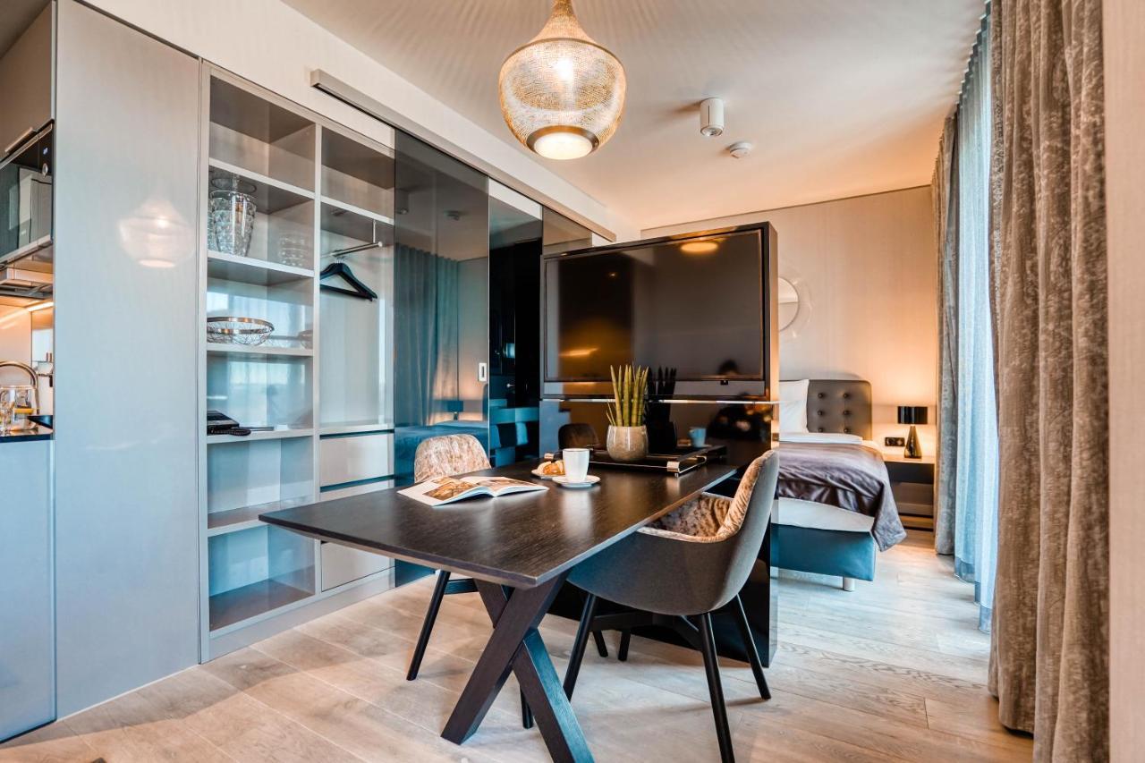 Cloud No7 Apartments Stuttgart Extérieur photo